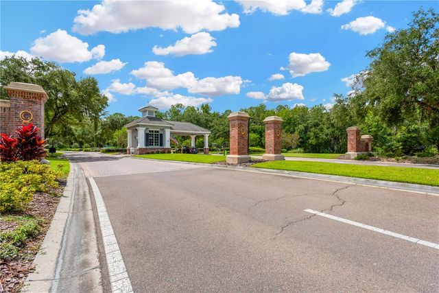 8307 MANOR CLUB CIRCLE 1, Tampa, FL 33647