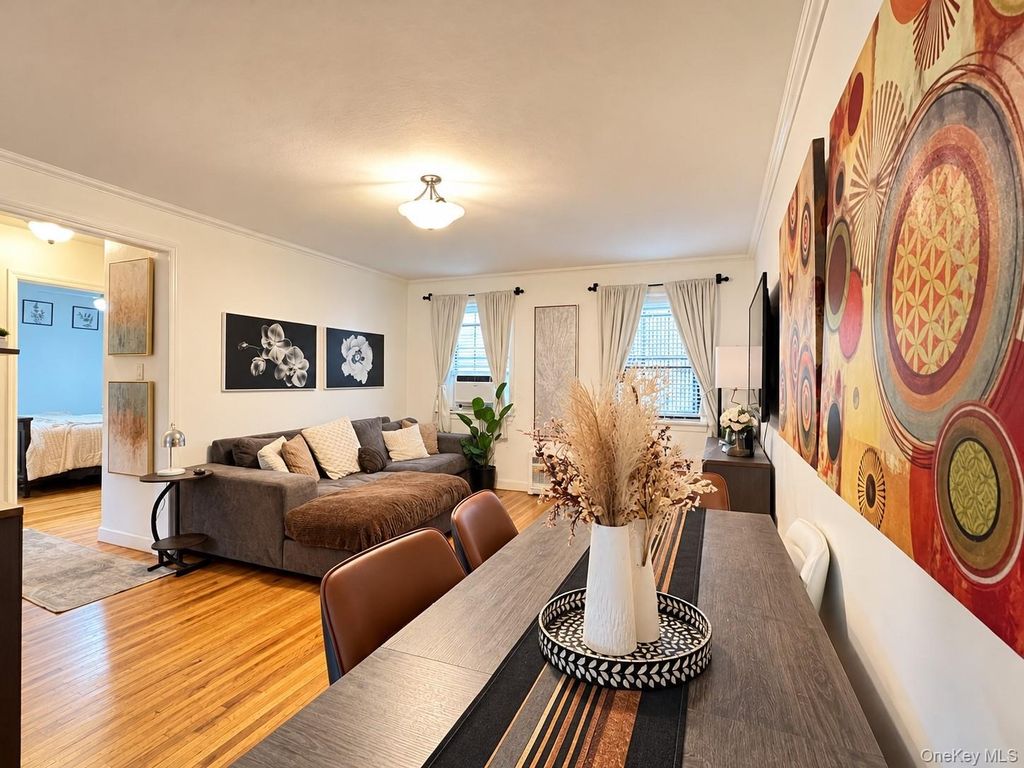 144-37 79th Ave 1N, Kew Garden Hills, NY 11367 — photo 3