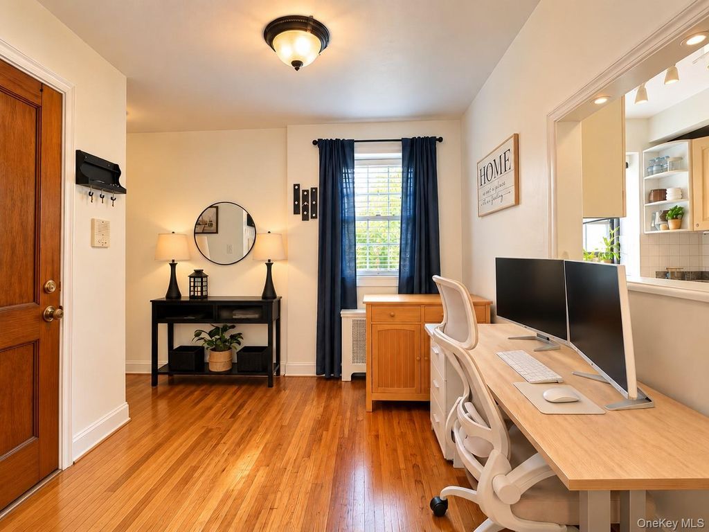 144-37 79th Ave 1N, Kew Garden Hills, NY 11367 — photo 4