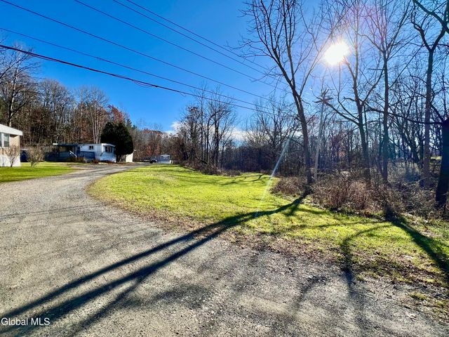 3-15 Whitney Way, East Greenbush, NY 12061