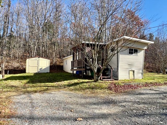3-15 Whitney Way, East Greenbush, NY 12061