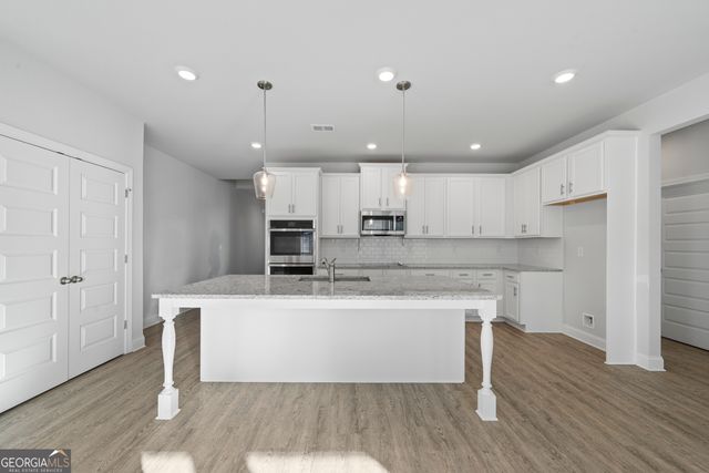 2910 Red Fox Drive, Haddock, GA 31033