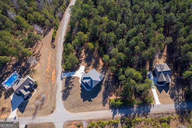 2910 Red Fox Drive, Haddock, GA 31033