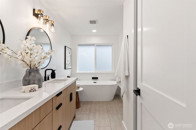 33343 12th Avenue SW, Federal Way, WA 98023