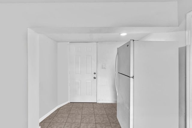 1713 NW 76th Terrace, Miami, FL 33147