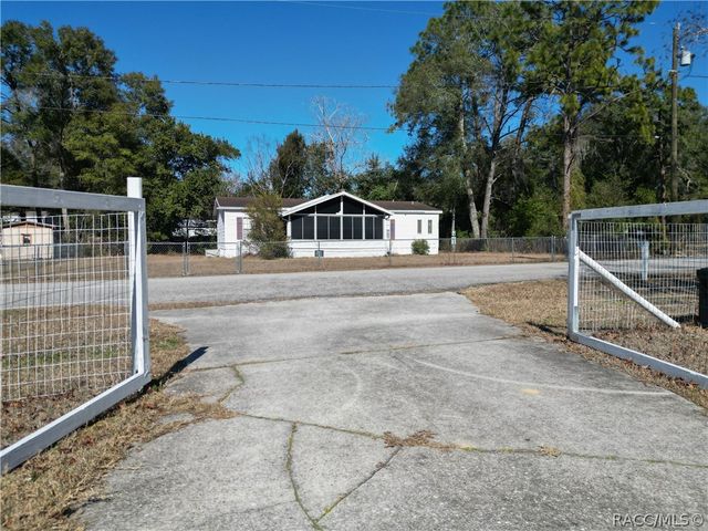 2570 E Mars Street, Inverness, FL 34453