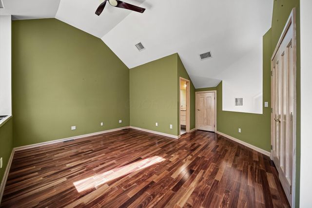 4340 Manor Court E, Dublin, OH 43017