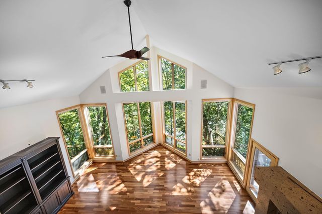 4340 Manor Court E, Dublin, OH 43017