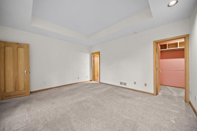 4340 Manor Court E, Dublin, OH 43017