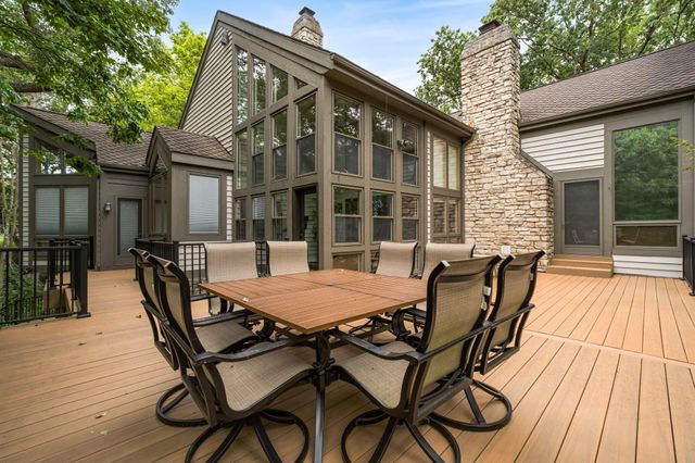 4340 Manor Court E, Dublin, OH 43017