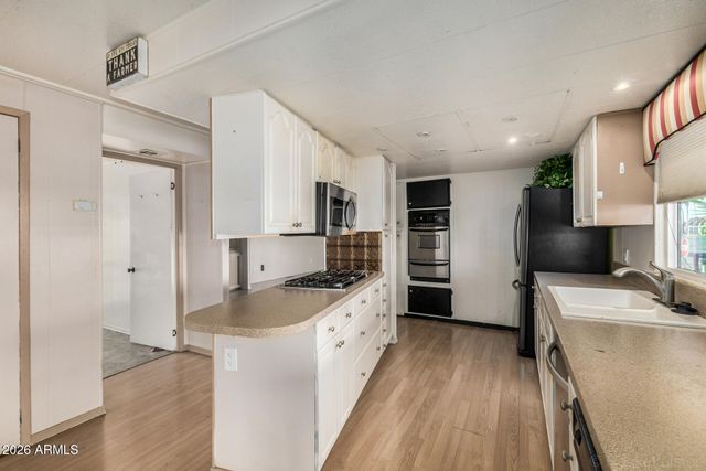 2650 W UNION HILLS Drive 800, Phoenix, AZ 85027