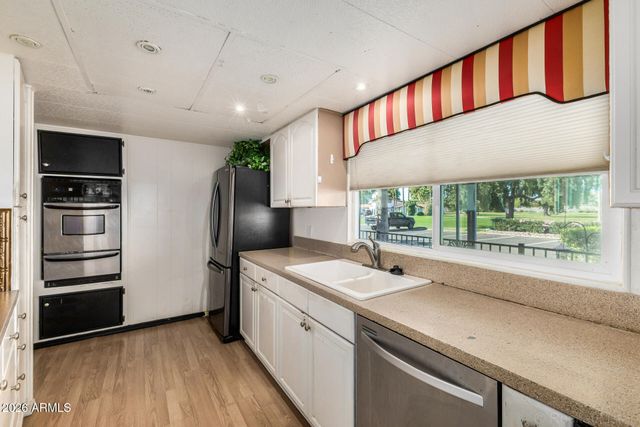 2650 W UNION HILLS Drive 800, Phoenix, AZ 85027