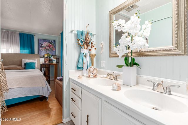 2650 W UNION HILLS Drive 800, Phoenix, AZ 85027