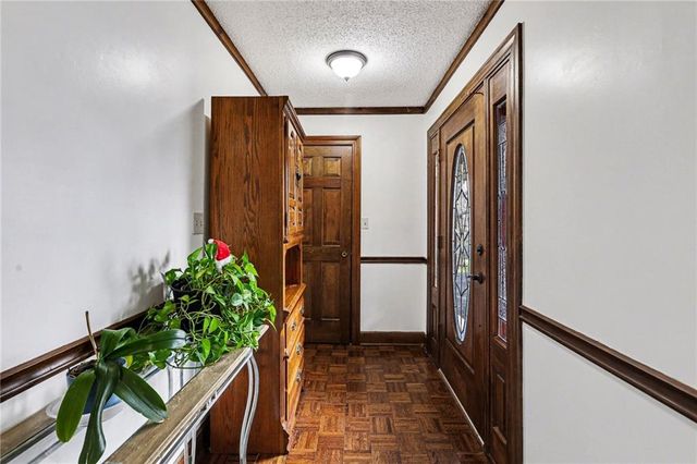 4 Pine Knoll Street, Newnan, GA 30263