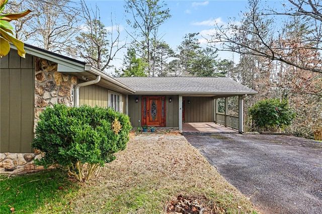 4 Pine Knoll Street, Newnan, GA 30263
