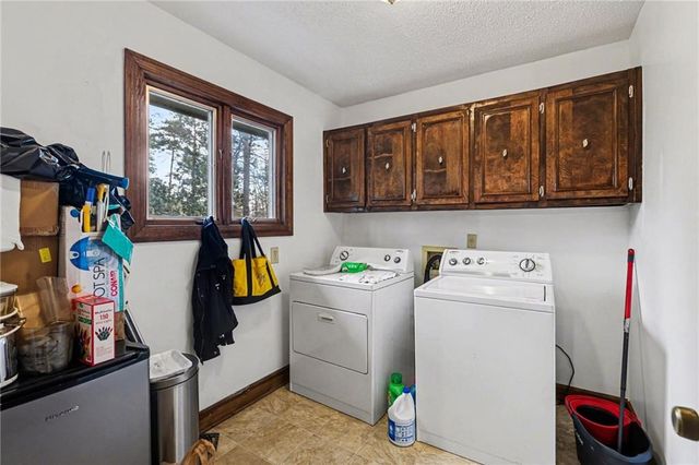 4 Pine Knoll Street, Newnan, GA 30263