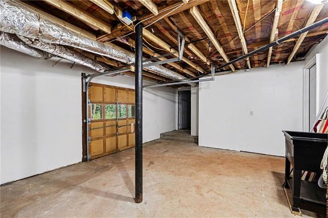 4 Pine Knoll Street, Newnan, GA 30263