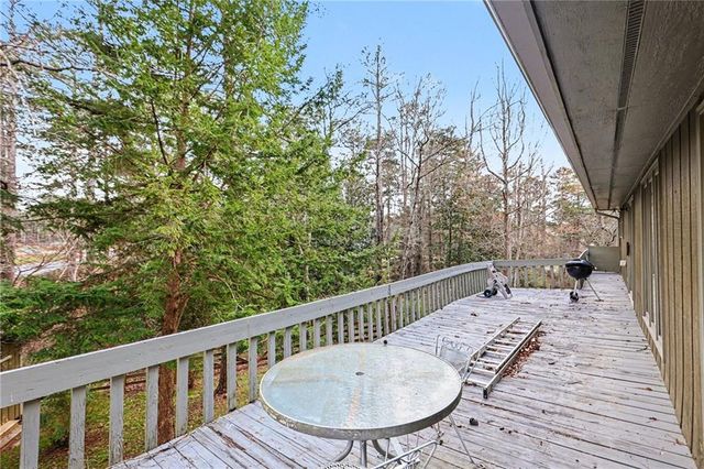 4 Pine Knoll Street, Newnan, GA 30263