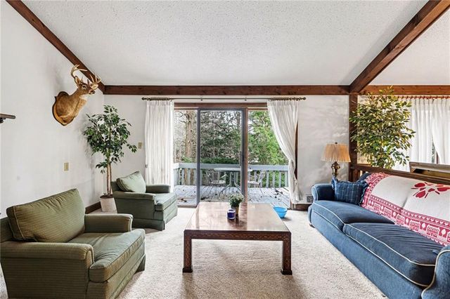 4 Pine Knoll Street, Newnan, GA 30263