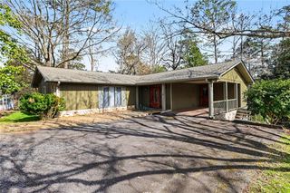 4 Pine Knoll Street, Newnan, GA 30263