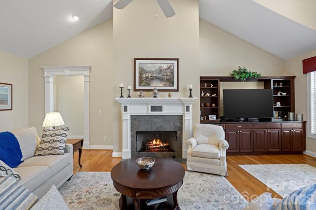 83 King Creek Preserve Lane, Flat Rock, NC 28731