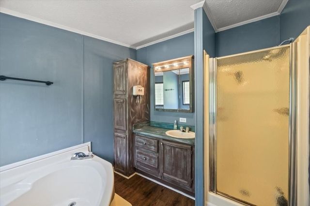 938 Riley Creek Rd, Whitleyville, TN 38588