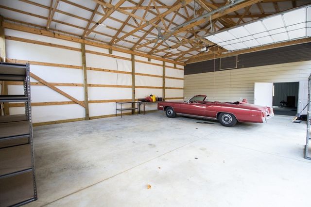 938 Riley Creek Rd, Whitleyville, TN 38588