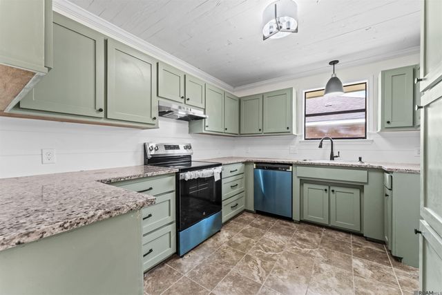3485 Magnolia Ave, Zachary, LA 70791