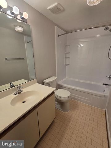 20003 CANEBRAKE CT, Gaithersburg, MD 20886