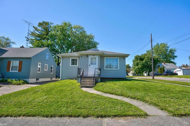 3102 Yale Street, Flint, MI 48503