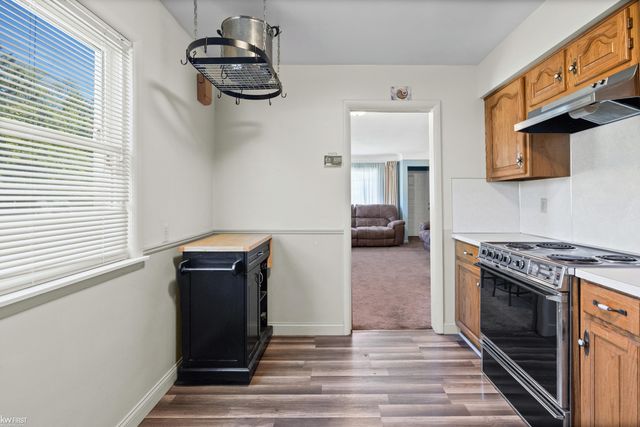 3102 Yale Street, Flint, MI 48503