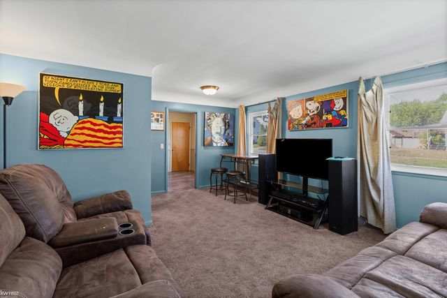 3102 Yale Street, Flint, MI 48503