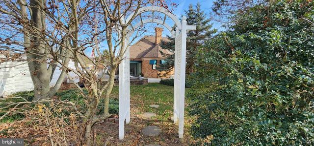 4069 W TILDEN RD, Harrisburg, PA 17112