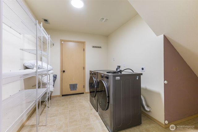 14813 99th Avenue SE, Yelm, WA 98597