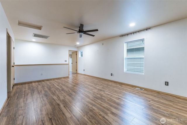 14813 99th Avenue SE, Yelm, WA 98597