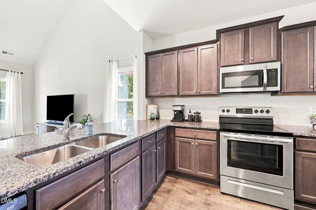 155 Stephens Timberline View, Clayton, NC 27520