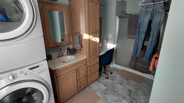 3011 Bethal Street, Waterloo, IA 50702