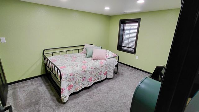 3011 Bethal Street, Waterloo, IA 50702