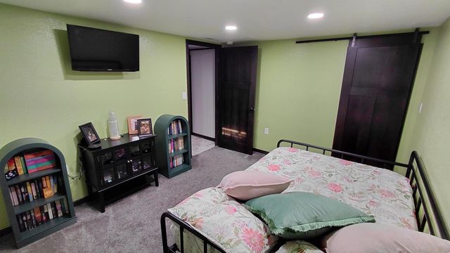 3011 Bethal Street, Waterloo, IA 50702