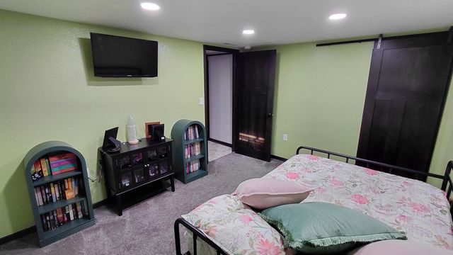 3011 Bethal Street, Waterloo, IA 50702