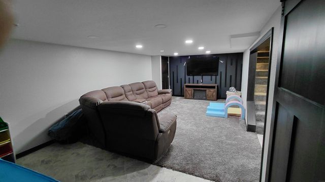 3011 Bethal Street, Waterloo, IA 50702