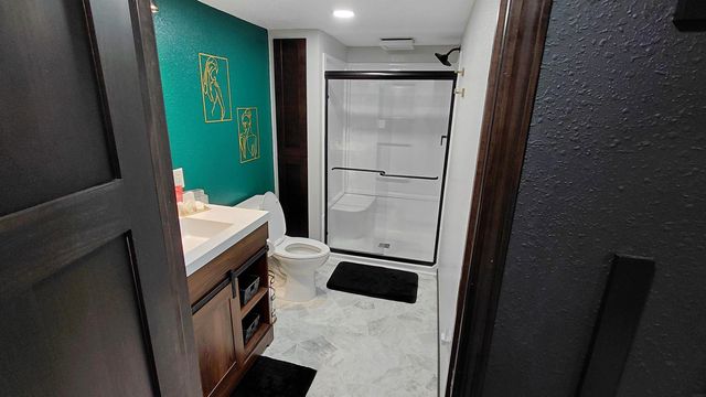 3011 Bethal Street, Waterloo, IA 50702