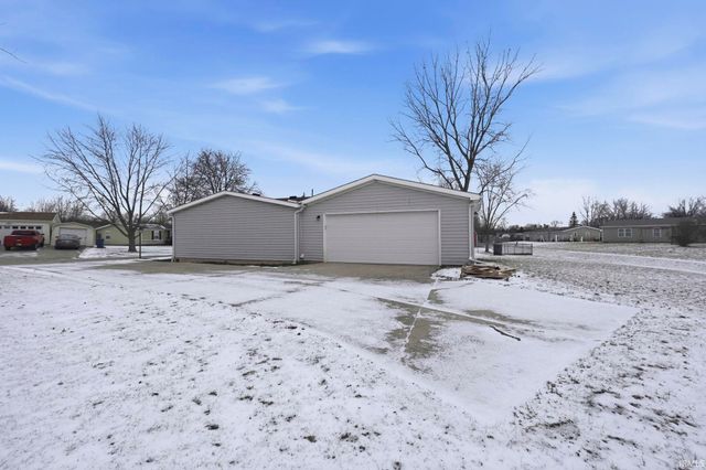 10128 Sagebrush Drive, Fort Wayne, IN 46825