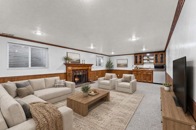 8441 S RUA BRANCO DR, Sandy, UT 84093