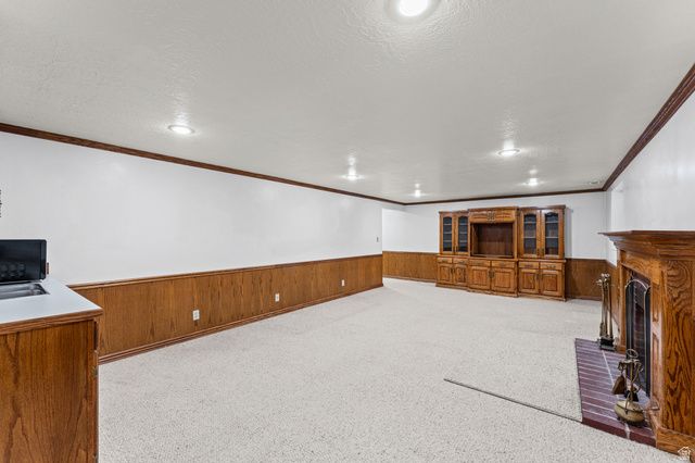 8441 S RUA BRANCO DR, Sandy, UT 84093