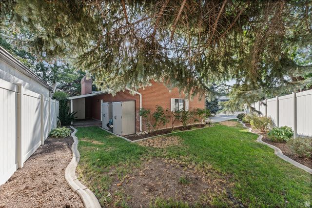 8441 S RUA BRANCO DR, Sandy, UT 84093