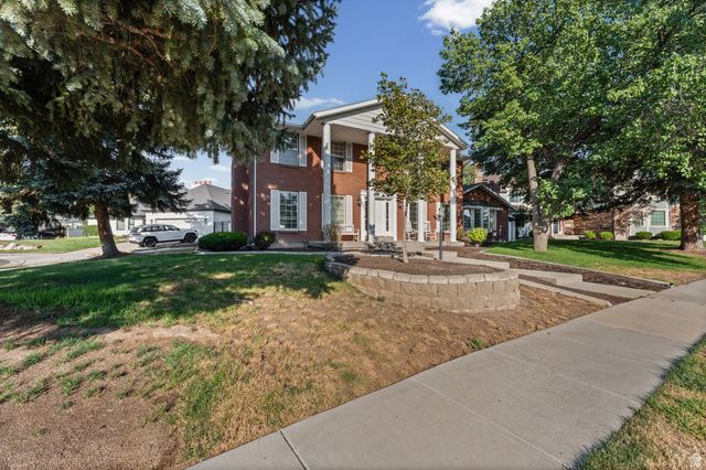 8441 S RUA BRANCO DR, Sandy, UT 84093