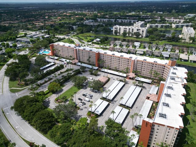 7370 S ORIOLE Boulevard 102, Delray Beach, FL 33446
