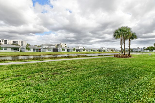 7370 S ORIOLE Boulevard 102, Delray Beach, FL 33446