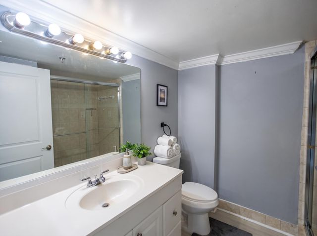 7370 S ORIOLE Boulevard 102, Delray Beach, FL 33446
